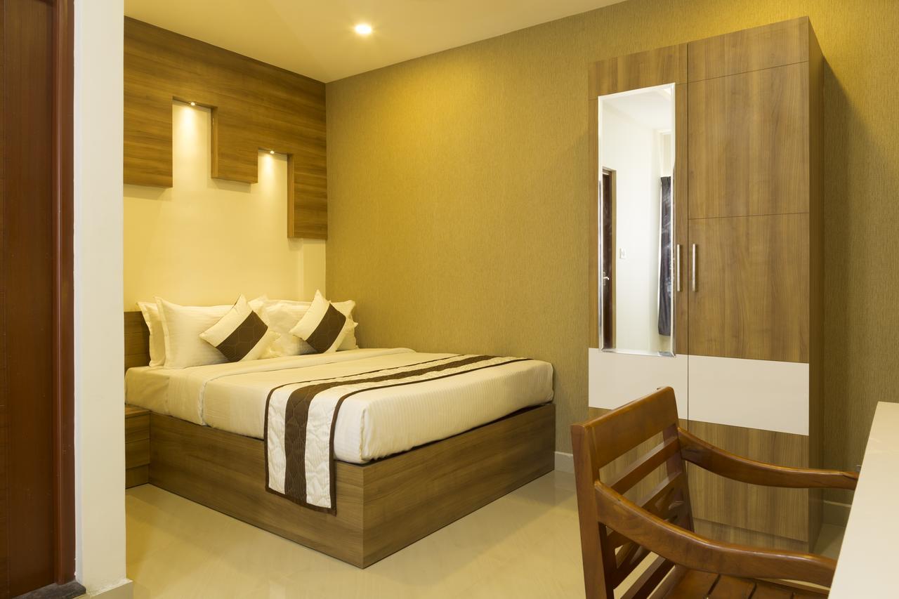 Hostess Thekkady Bagian luar foto