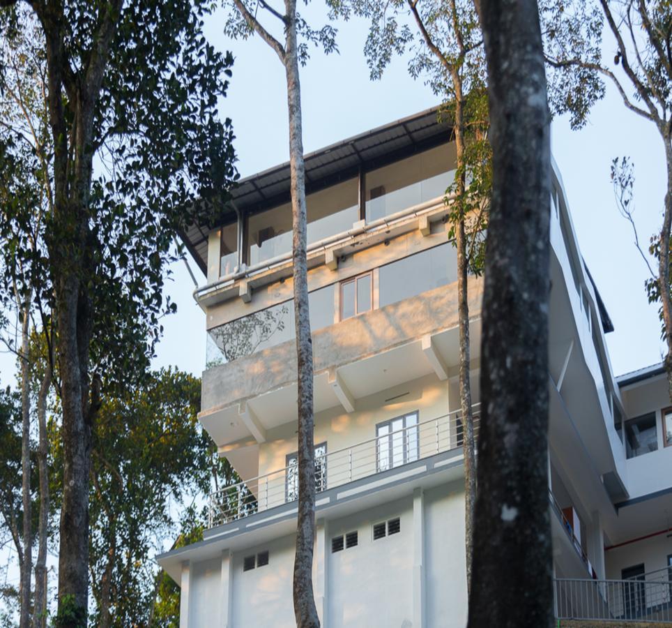 Hostess Thekkady Bagian luar foto