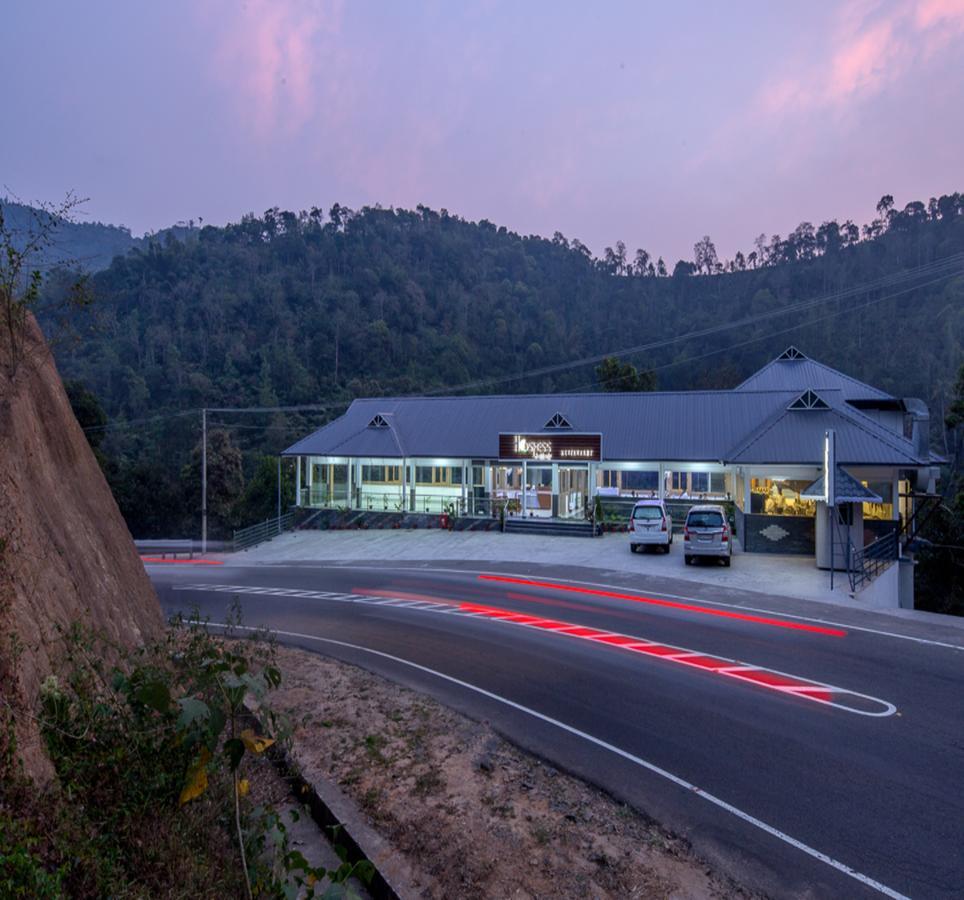 Hostess Thekkady Bagian luar foto